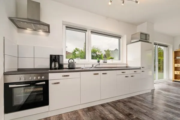 Ferienhaus VierSeen Walow - große Küchenzeile  VierSeen