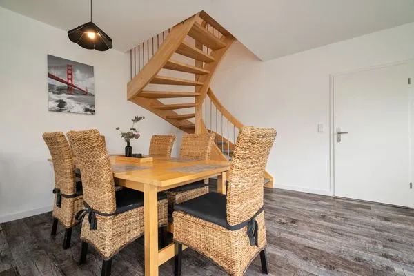 Ferienhaus VierSeen Walow - einladender Tisch  VierSeen