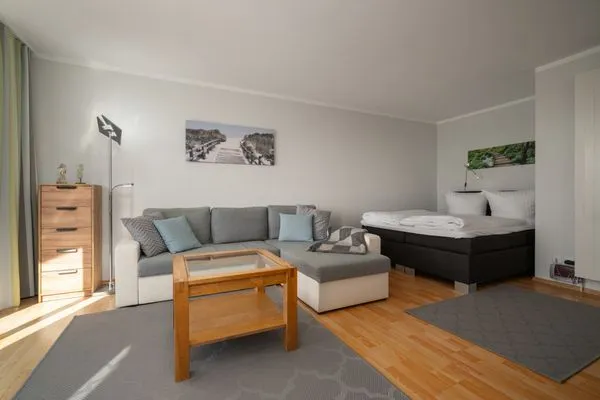 Ferienwohnung Seepferdchen Waren (Müritz) - Blick auf den Wohn-und Schlafbereich  Seepferdchen