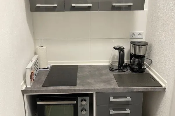 Küche / Küchenzeile  Handwerkerwohnung "Daniel" in Halle mit Stellplatz