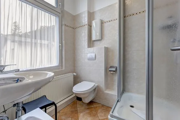 Badezimmer  Stranddistel, Haus Gudrun: Whg. 2