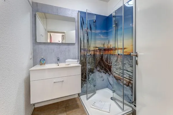 Badezimmer  Stranddistel, Haus Gudrun: Familiensuite 2