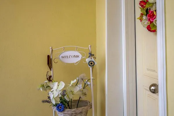 Facade / entrance  Litsa-House