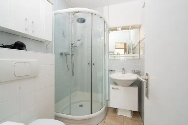 Badezimmer Panoramic Ginys Meerblick Appartement