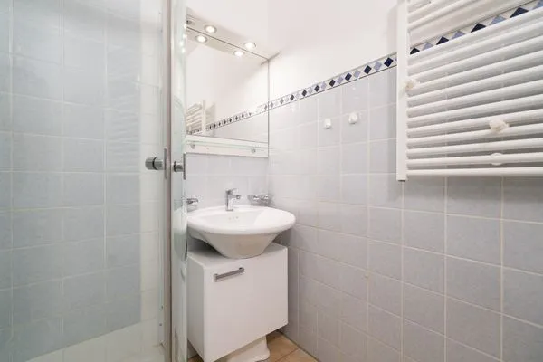 Badezimmer Panoramic Ginys Meerblick Appartement