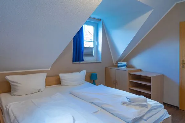 Kommode im Schlafzimmer Am Deich Am Deich Haus 32