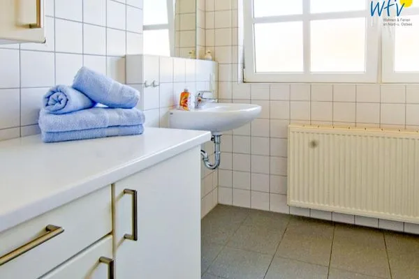 Badezimmer Ferienhäuser Jadehörn Ferienwohnungen Sandfloh + Sonnenstern