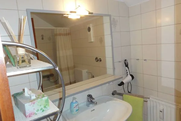 Badezimmer  (STR74b) Ferienwohnung "Sevimli"