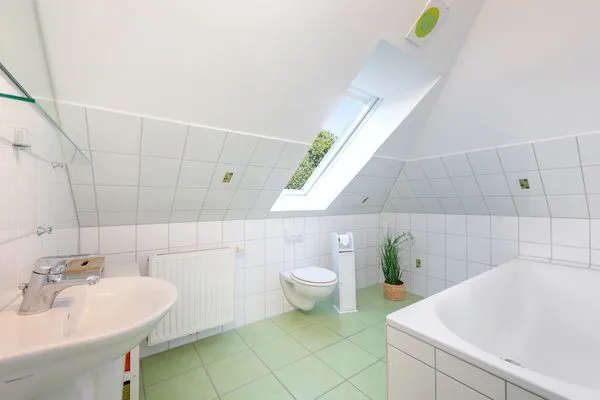 Badezimmer  6 East – großzügiges Ferienhaus mit Garten