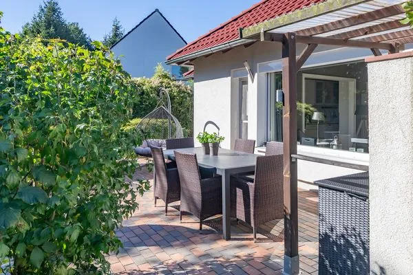   6 East – großzügiges Ferienhaus mit Garten