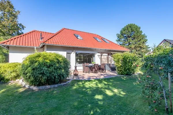 Vogelperspektive  6 East – großzügiges Ferienhaus mit Garten