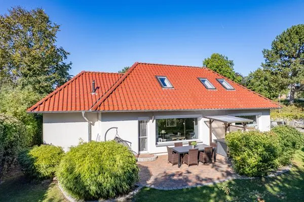 Fassade / Eingang  6 East – großzügiges Ferienhaus mit Garten