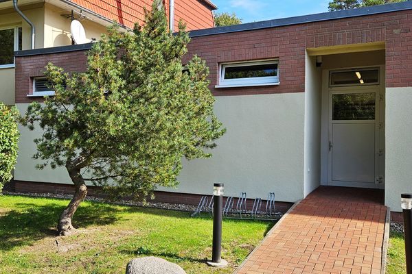  Meerklang Kühlungsborn - Fassade / Eingang