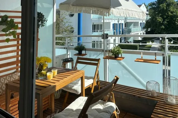 Ferienwohnung Aparthotel Zingst Heymat - Sonnige Zeiten auf dem Balkon  Heymat