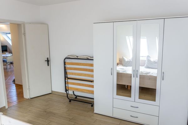  Immensee App. F St. Peter-Böhl - Kleiderschrank