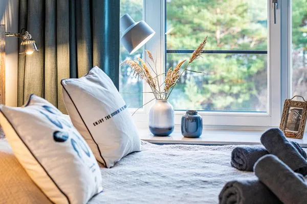 Schlafzimmer 1: Doppelbett (180x200), TV  FeWo Aquarius in PRORA - 4.41