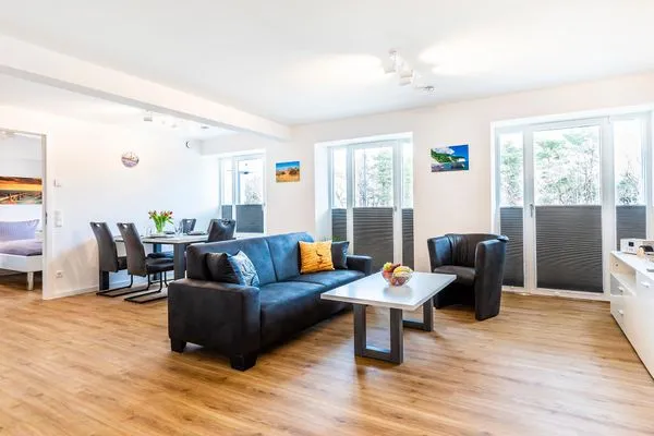 Offener Wohn- und Kochbereich  FeWo Dünenheide 2.1 in PRORA - 7.21