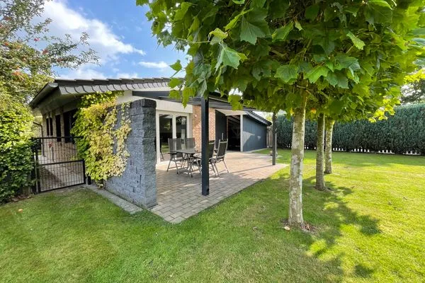   Wacholderbusch - Lastering Ferienhäuser & Apartments