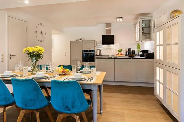 Küche: offene Küche  FeWo Sunshine Coast in PRORA - 4.11