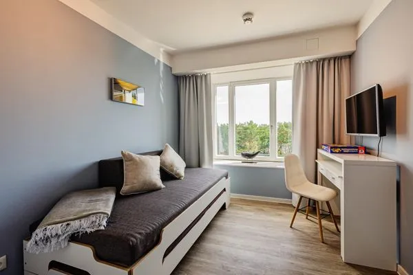 Schlafzimmer 2: Schlafcouch  FeWo Horizont in PRORA - 5.54