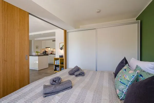 Schlafzimmer : Doppelbett (180x200)  FeWo Luft & Loft in PRORA - 9.23