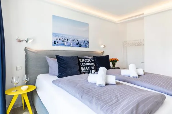 Schlafzimmer 2: Einzelbett (90x200)  FeWo MariSol in PRORA Strandnah mit Meerblick & Sauna - 5.22