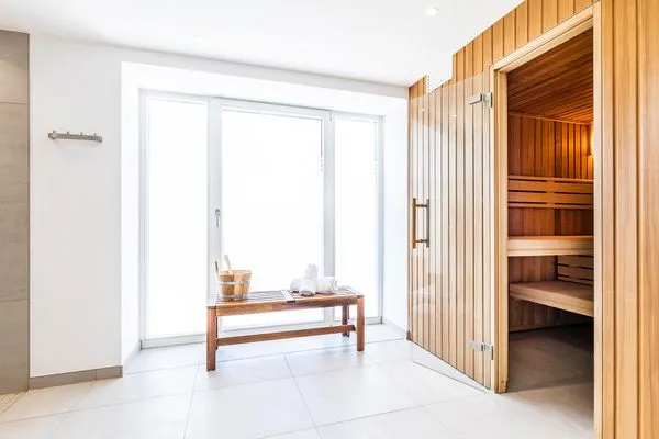 Gemeinschafssauna: Sky-Sauna 5.OG (mit dazu gehöriger Rooftop-Terrasse)  FeWo MariSol in PRORA Strandnah mit Meerblick & Sauna - 5.22