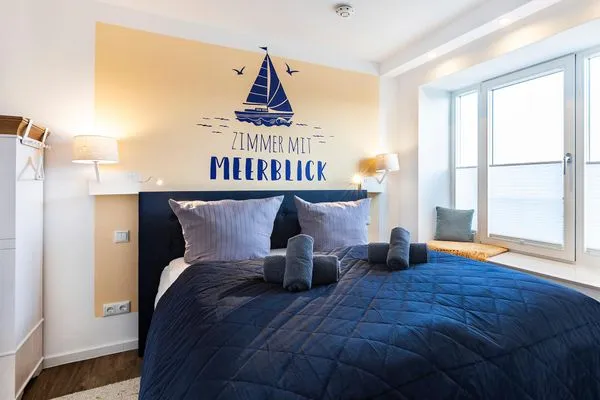 Schlafzimmer 2: Doppelbett (160x200), TV  FeWo Meeresrauschen Dachterrasse in PRORA - 4.51