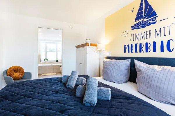 Schlafzimmer 2: Doppelbett (160x200), TV  FeWo Meeresrauschen Dachterrasse in PRORA - 4.51