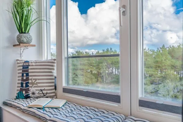 Schlafzimmer 2: Doppelbett (160x200), TV  FeWo Meerlust in PRORA - 4.42