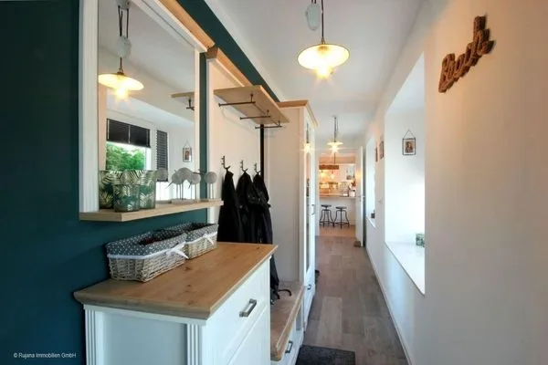 Flur  FeWo Njoerd in PRORA - 5.35