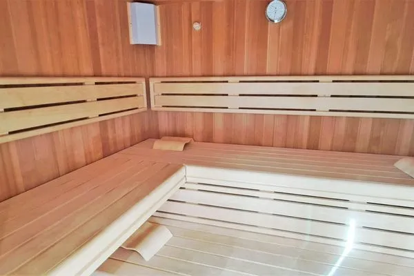 Gemeinschaftssauna: Sky-Sauna 5.OG (mit dazugehöriger Rooftop-Terrasse)  FeWo Ostseebrise in PRORA - 5.03