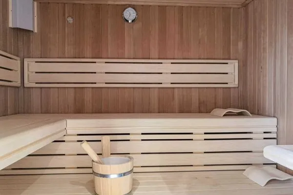 Gemeinschaftssauna: Sky-Sauna 5. OG (mit dazugehöriger Rooftop-Terrasse)  FeWo Sealion Dachterrasse in PRORA - 5.51