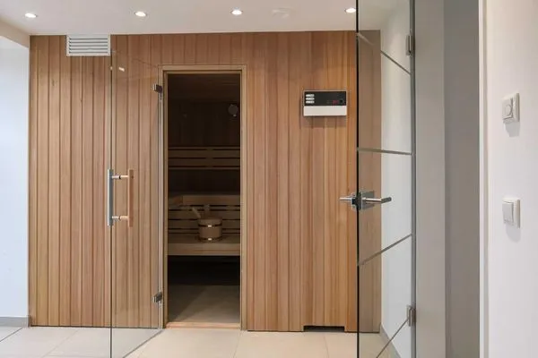 Gemeinschaftssauna: Sky-Sauna 5. OG (mit dazugehöriger Rooftop-Terrasse)  FeWo Sealion Dachterrasse in PRORA - 5.51