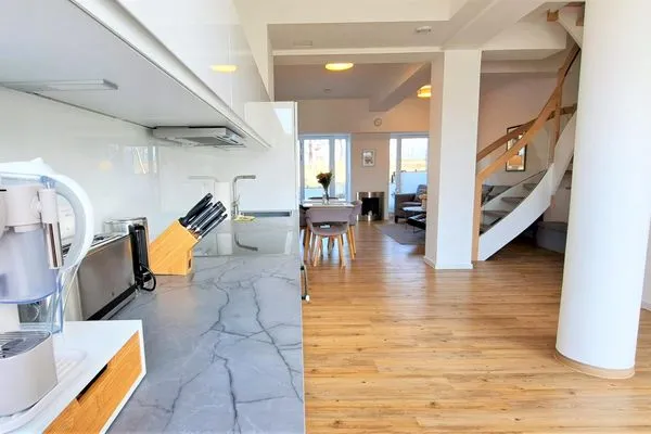 Vollausgestattete Küche  FeWo Seaside in PRORA Maisonette mit Terrasse, Waschmaschine & E-Ladesäule - 9.06