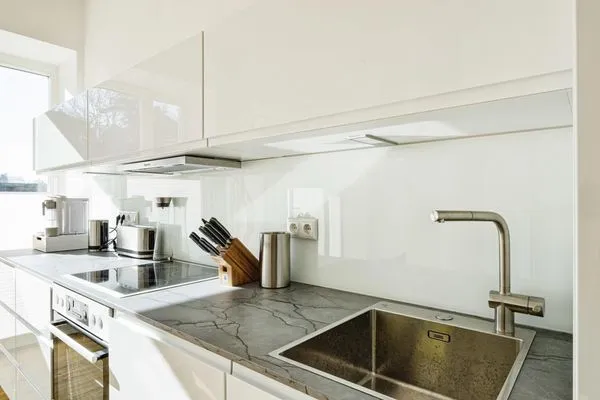 Vollausgestattete Küche  FeWo Seaside in PRORA Maisonette mit Terrasse, Waschmaschine & E-Ladesäule - 9.06