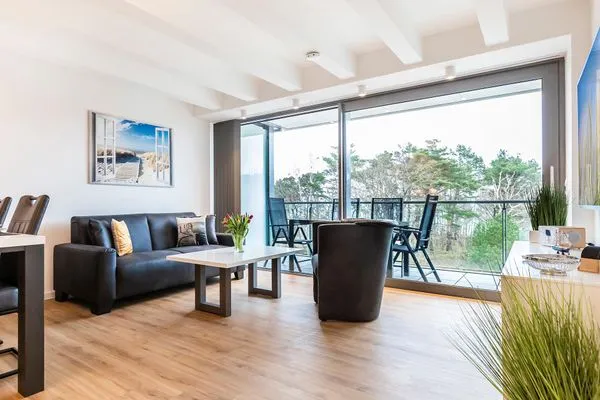 Offener Wohn- und Kochbereich  FeWo Dünenheide 3.3 in PRORA - 7.33