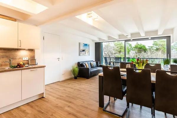 Offener Wohn- und Kochbereich  FeWo Dünenheide 3.4 in PRORA - 7.34