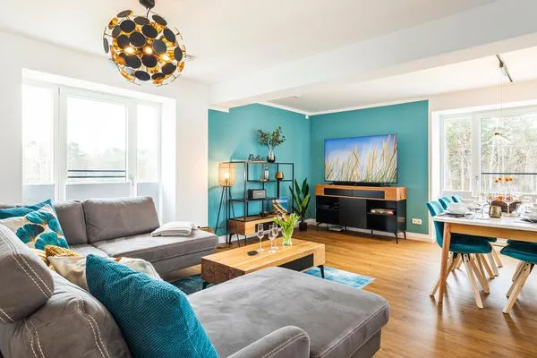 Wohnzimmer: Schlafsofa, TV  FeWo Baltic Sunset in PRORA - 3.34