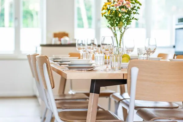 Küche: offene Küche mit Essbereich  FeWo Seeadler in PRORA - 2.11