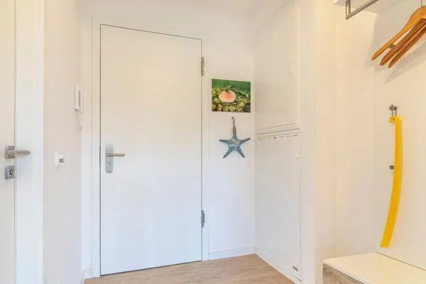 Flur  FeWo Seeigel in PRORA - 6.34