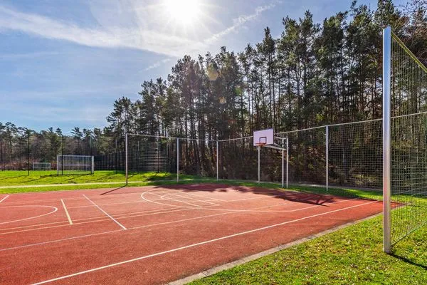 FeWo Sonnenschein in PRORA Block 1 / App. 205-16  FeWo Sonnenschein in PRORA / Indoorpool