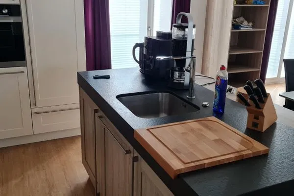 Vollausgestattete Küche  FeWo Meeresglück in PRORA . 7.37