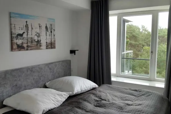 Schlafzimmer 2: Doppelbett (180 x 200), Sideboard  FeWo Treibholz in PRORA - 7.41