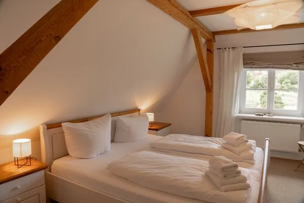 Schlafzimmer 1 OG  Alte Wache Komplett