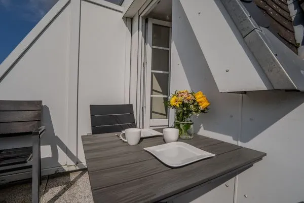 Balkon  Lister Tor 13