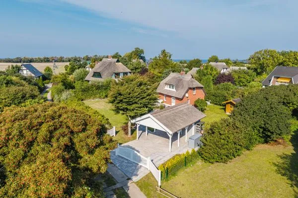 Vogelperspektive  An der Schlehe