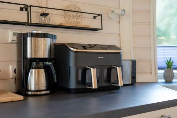 Ferienhaus Kugellager - Kugelhaus am Tollensesee - Küche mit modernsten Geräten ausgestattet  Kugellager