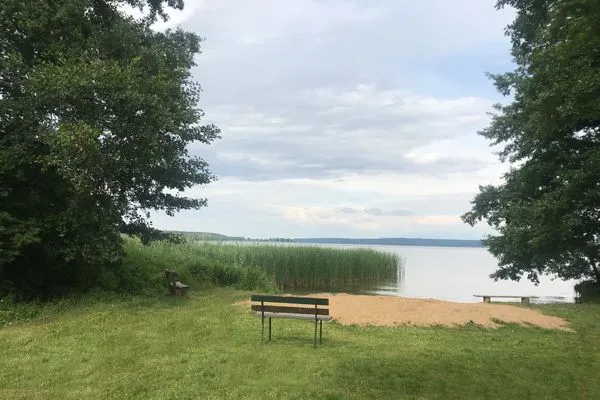 Ferienhaus Kugellager - Kugelhaus am Tollensesee - Badestelle fußläufig erreichbar  Kugellager