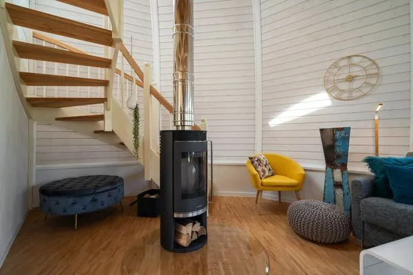 Ferienhaus Kugellager - Kugelhaus am Tollensesee - für gemütliche Abende am Kamin  Kugellager